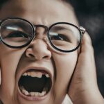 HOW TO CALM AN ANGRY CHILD – 7 PROVEN RESPONSES THAT REALLY WORK